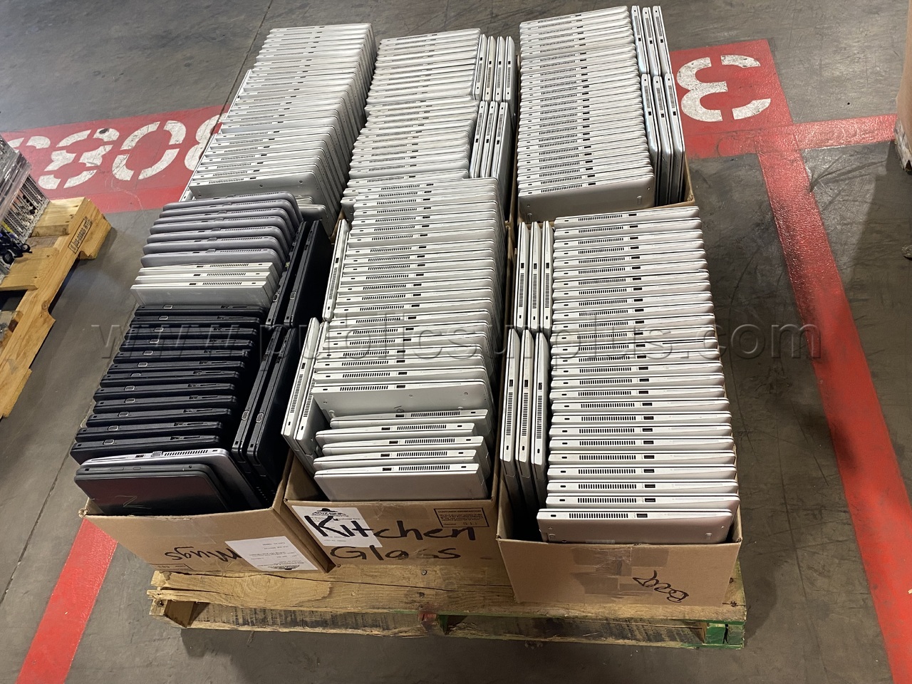 1 Pallet of Assorted  Laptops -Untested- /RA - photo 4