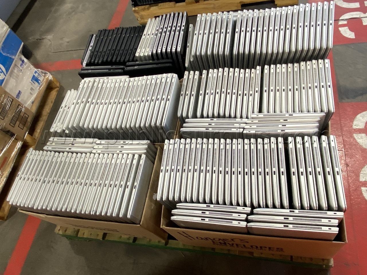 1 Pallet of Assorted  Laptops -Untested- /RA - photo 3