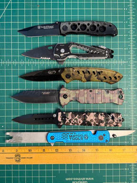 Assorted Knives - QTY 12 - Shipping $12.00 - photo 2