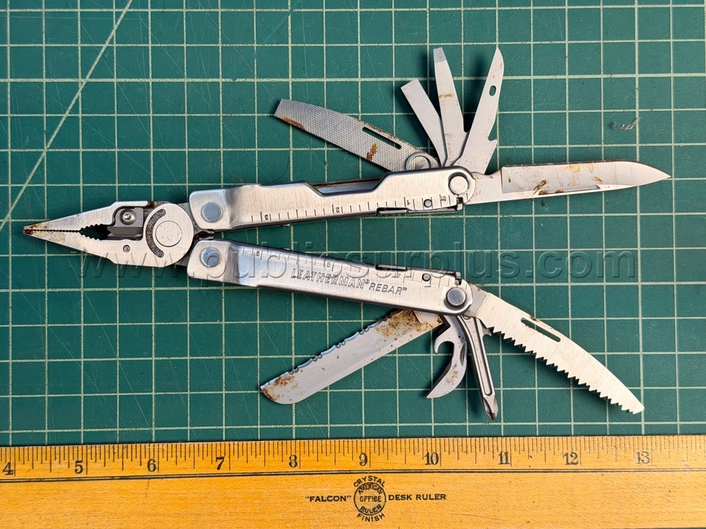 Leatherman Multi-Tools (Variety) - QTY 4 - Shipping $12.00 - photo 3