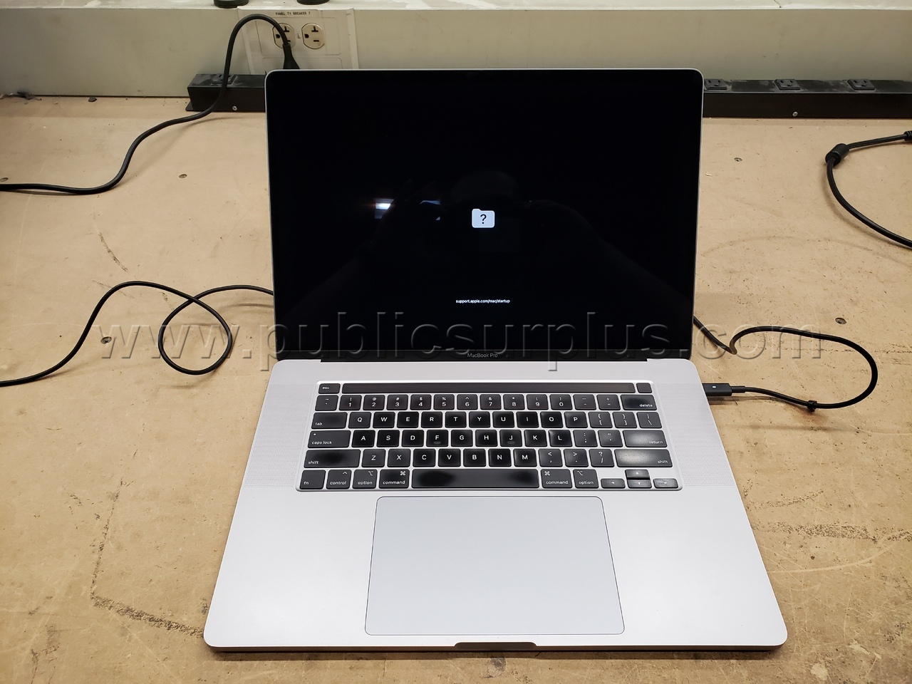 2019 MacBook Pro 16" LOT 5131 - photo 3