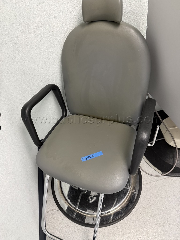 3 Adjustable Medical and Examination chairs - photo 2
