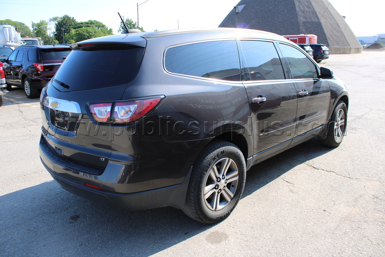2017 Chevy Traverse LT AWD - photo 4