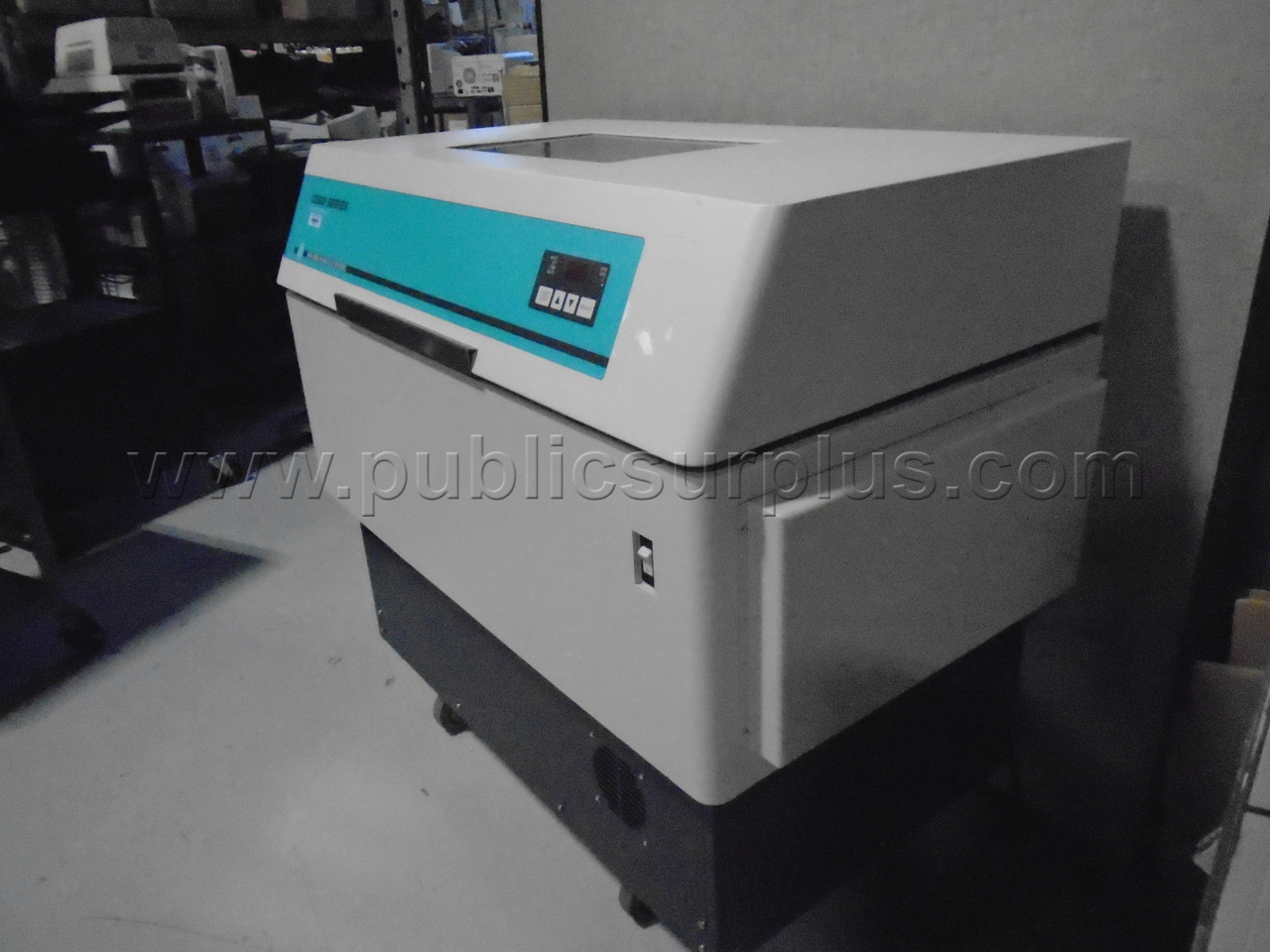 New Brunswick I2500 Incubator Shaker - photo 2