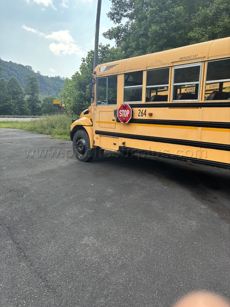 2007 IC Bus 264 - photo 3