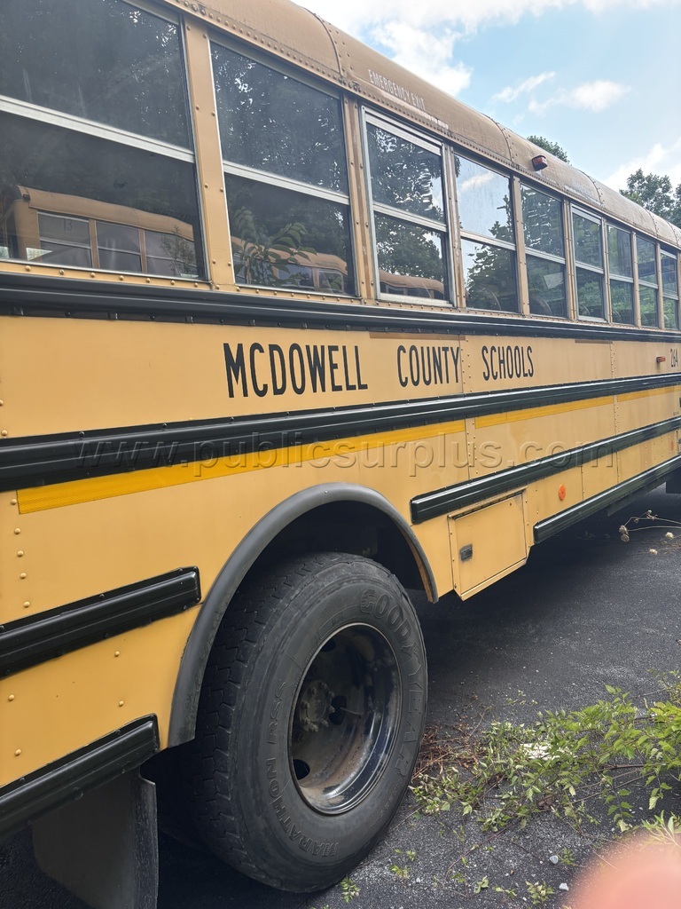 2007 IC Bus 264 - photo 5