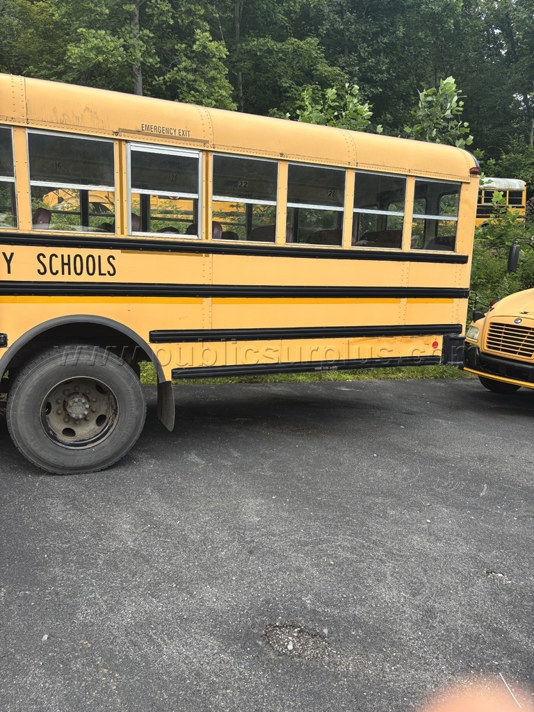 2007 IC Bus 264 - photo 2