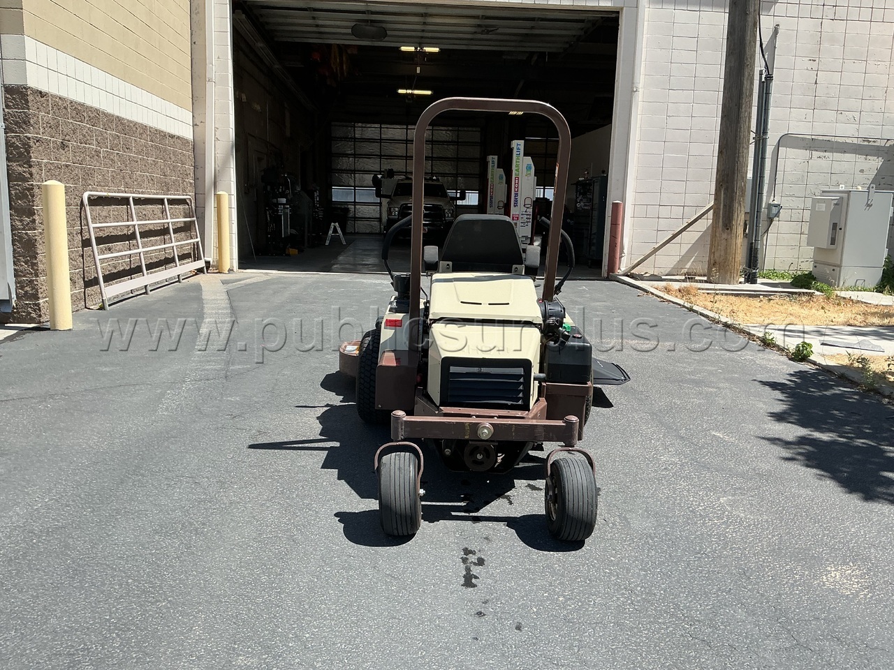 2017 Grasshopper 725DT mower - photo 4