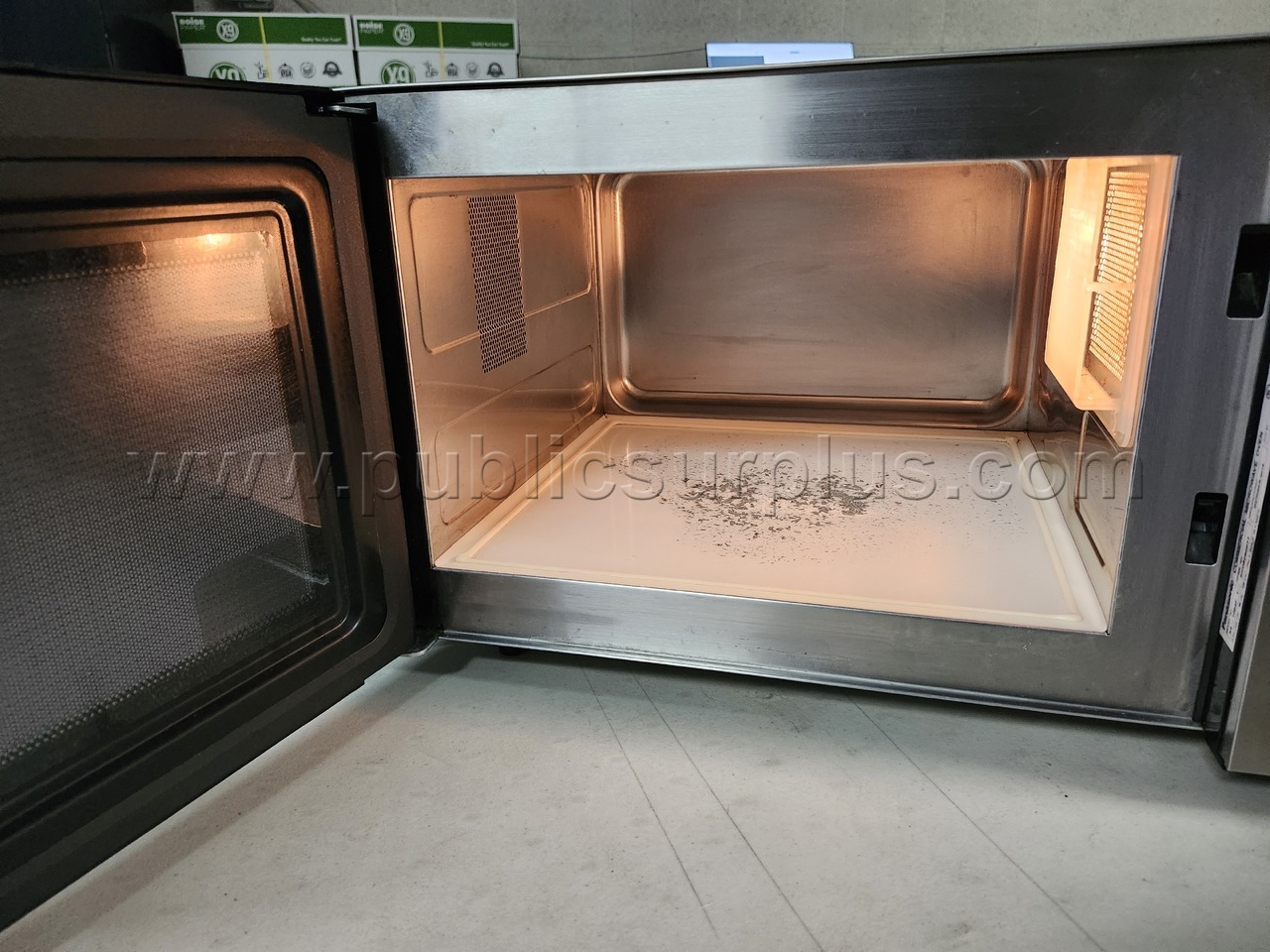 Panasonic Commercial Microwave Oven NE-1064F - photo 5