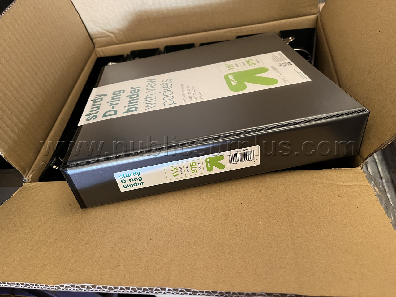 Lot of 204 New D-Ring Binders - photo 2