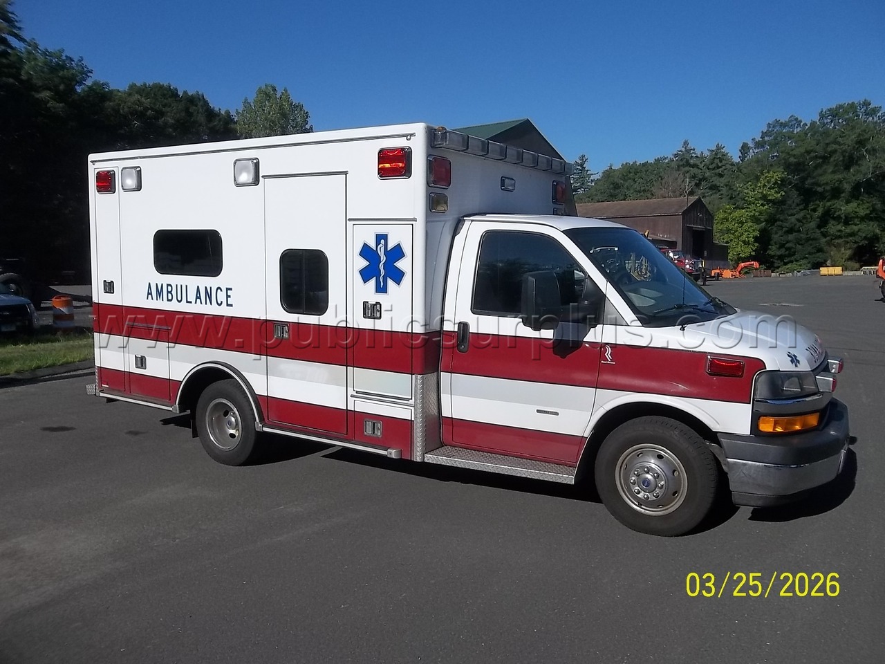 2009 Chevrolet G3500 Ambulance - photo 2