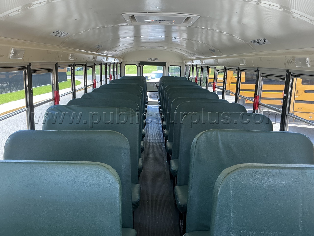 2014 International CE School Bus # 137 - photo 5