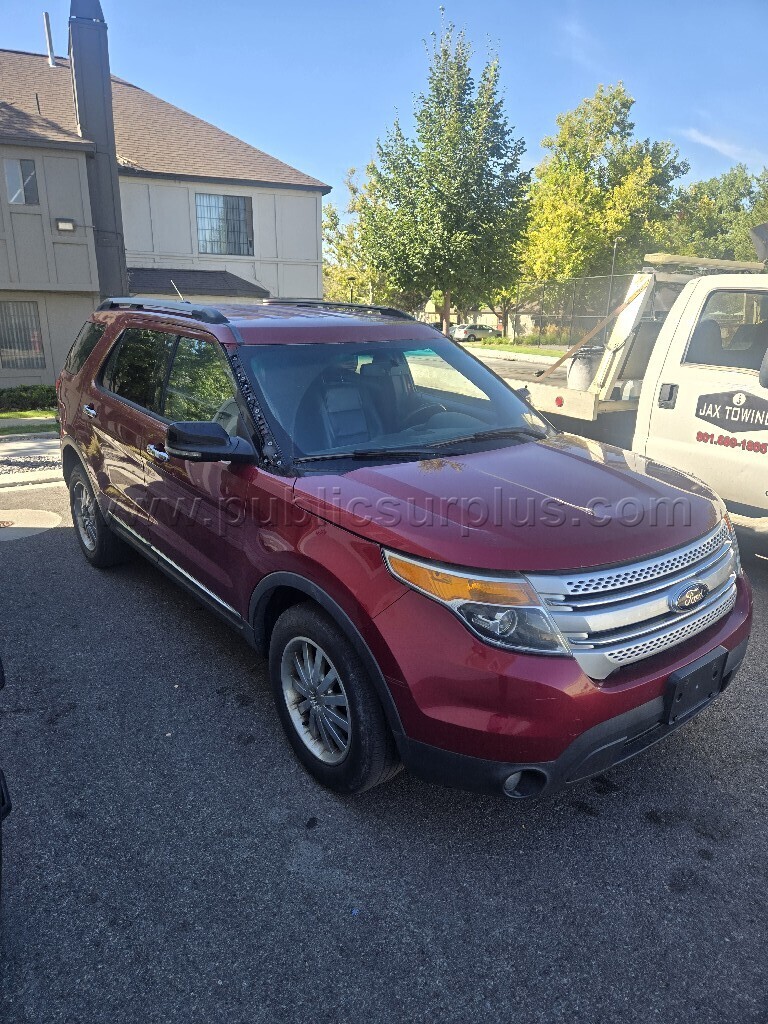 2013 Ford Explorer - photo 2