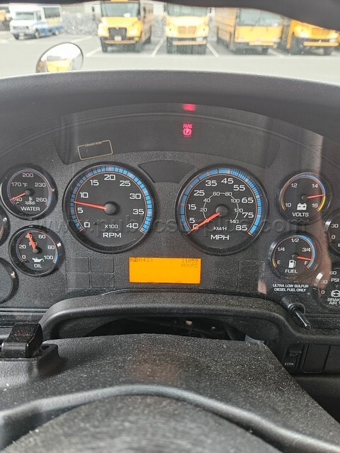 2012 77 PASS IC SCHOOL BUS - photo 5
