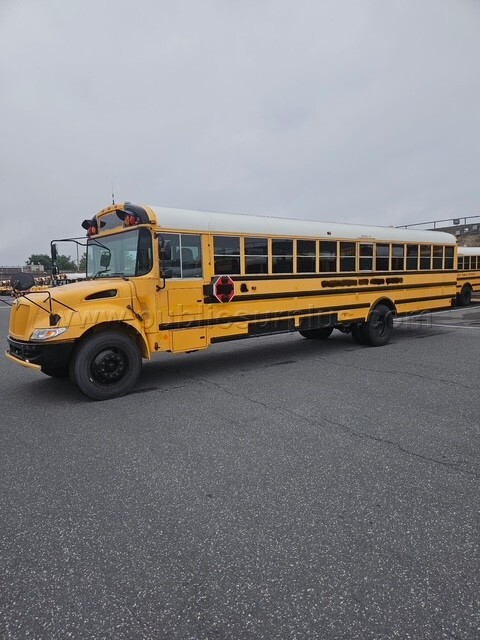 2012 77 PASS IC SCHOOL BUS - photo 2