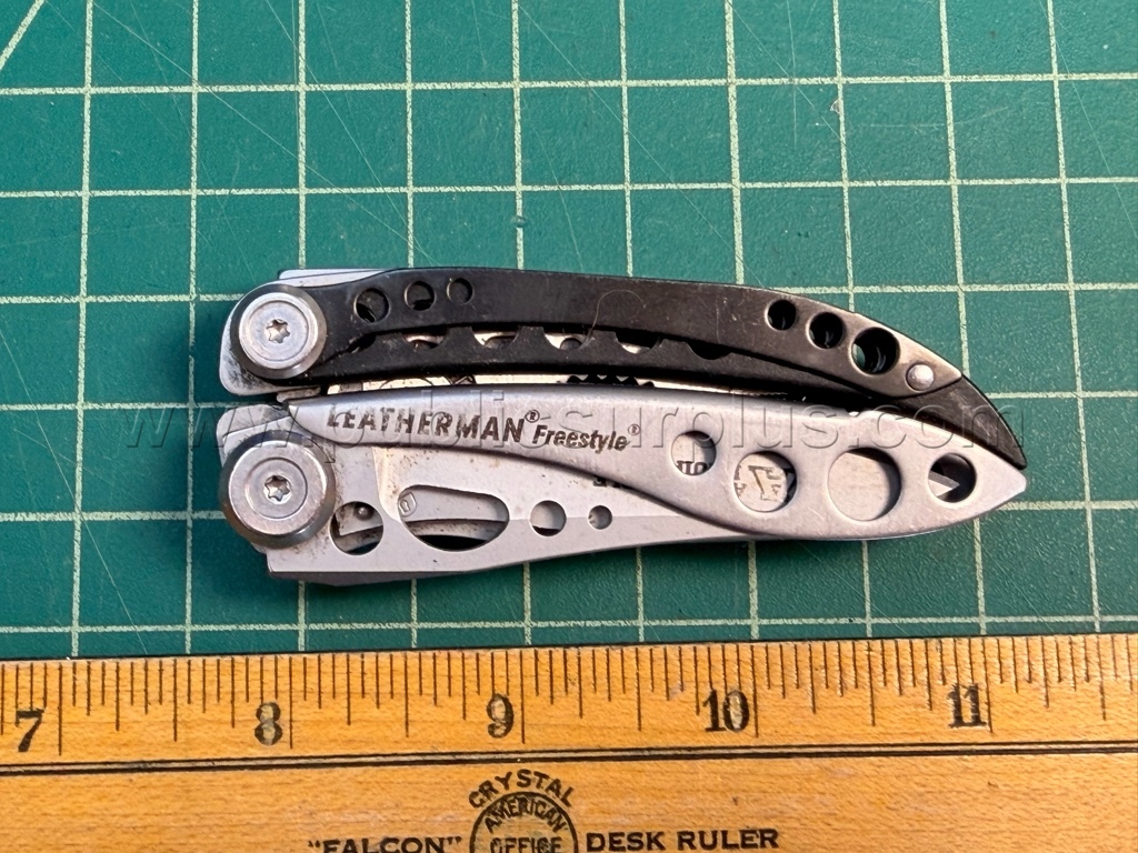 Leatherman Multi-Tools (Variety) - QTY 5 - Shipping $12.00 - photo 2