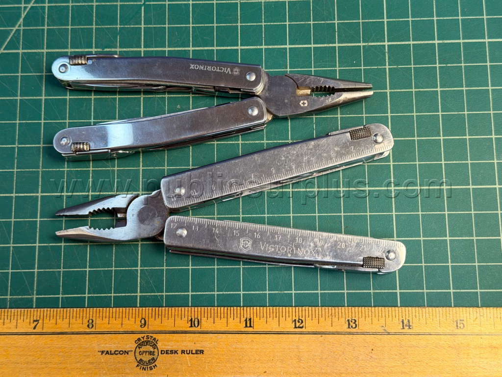 Victorinox Swiss Army Knives & Multi-Tools - Shipping $12.00 - photo 3