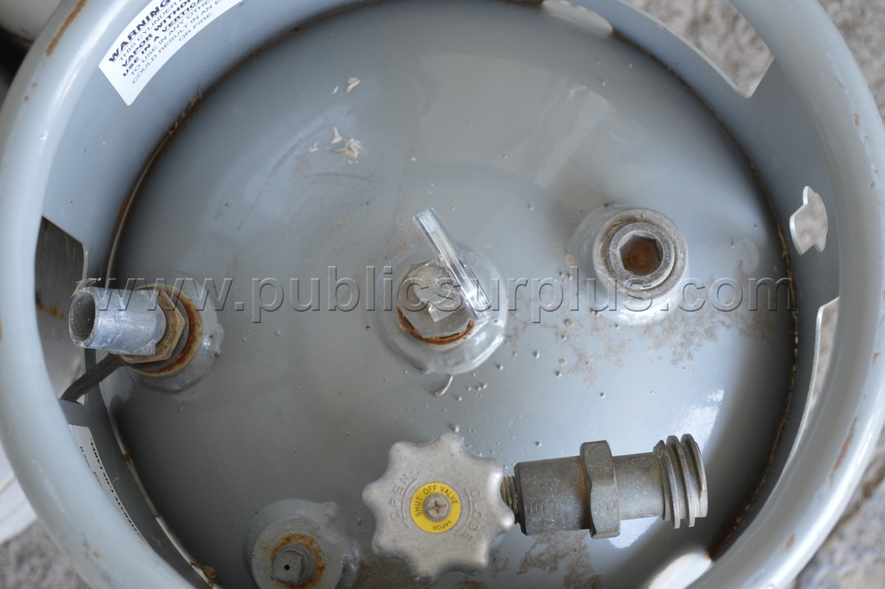 Four Propane Tanks ~6346~ - photo 4