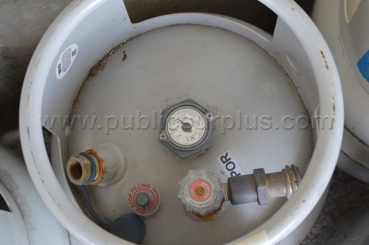 Four Propane Tanks ~6346~ - photo 3