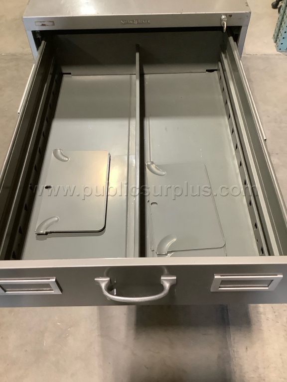 8101 - File Cabinet w/Key - photo 4