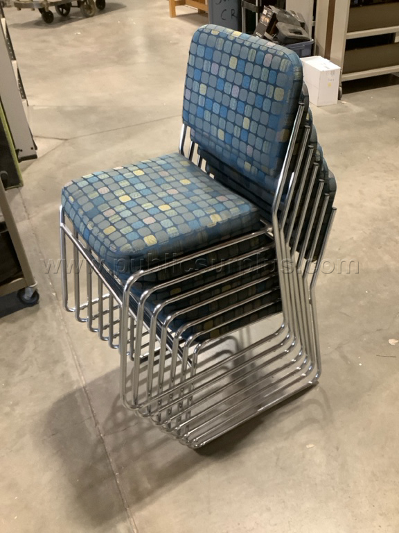 8102 - Stackable Chairs(7) - photo 2