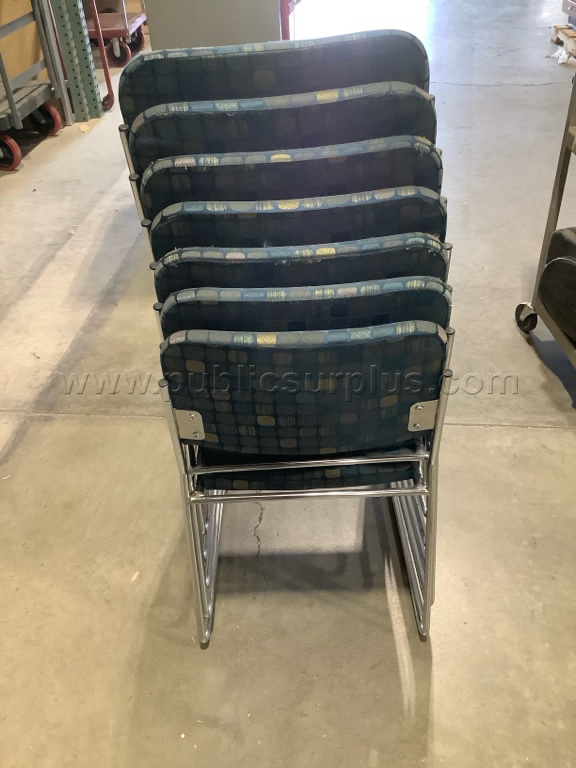 8102 - Stackable Chairs(7) - photo 3