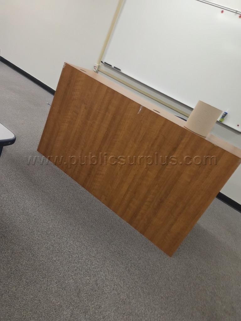Desk and chairs - photo 3