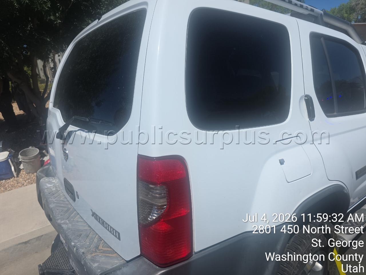 2001 Nissan Xterra xe/se with keys - photo 2