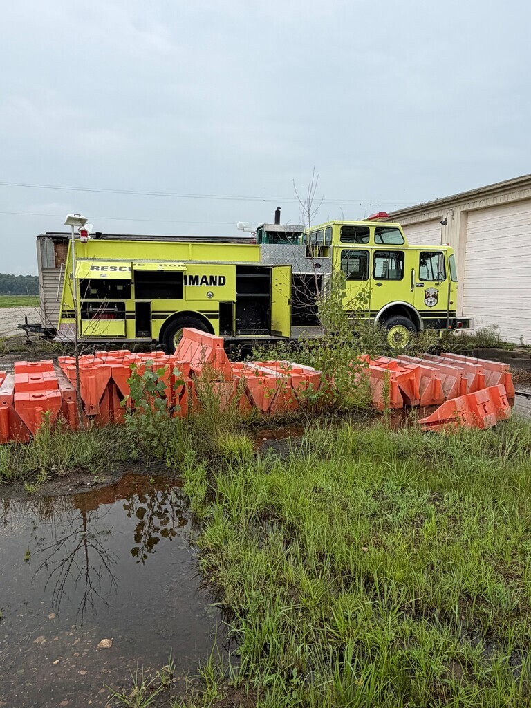 1990 Rescue Command Vehicle - photo 3