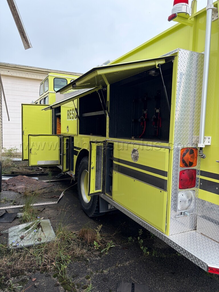 1990 Rescue Command Vehicle - photo 4