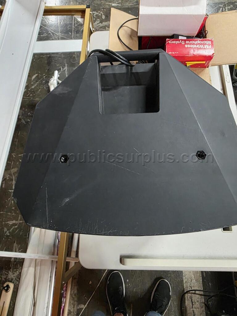 Alto Professional TS215 powered loudspeaker. - photo 3
