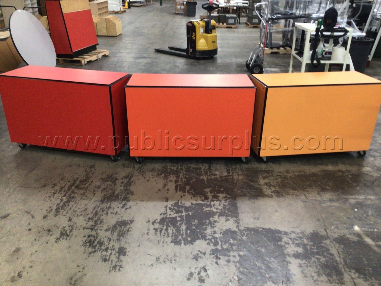 Bookshelves - photo 2