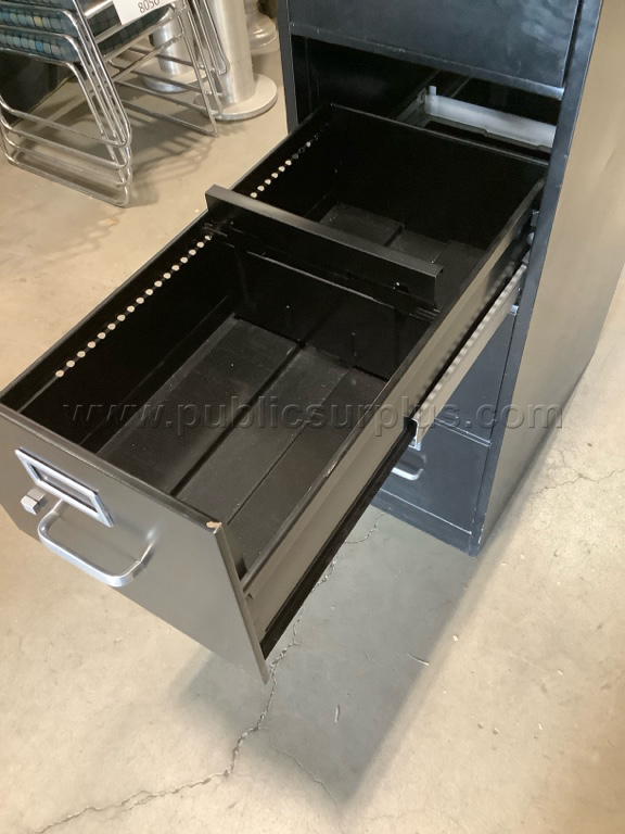 8057 - File Cabinet - photo 4