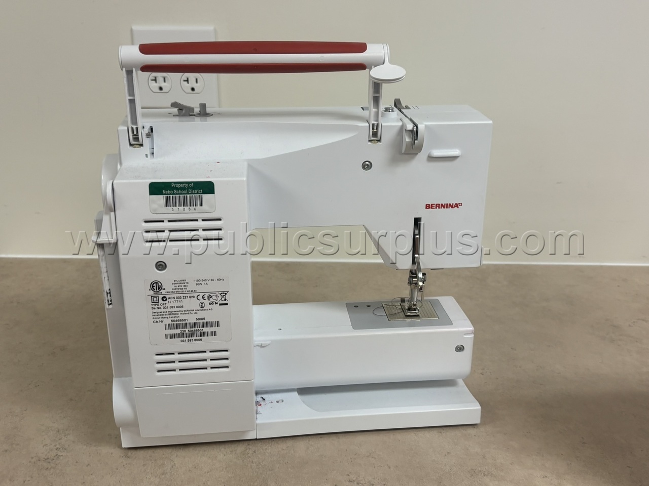 Bernina Sewing Machine - photo 4