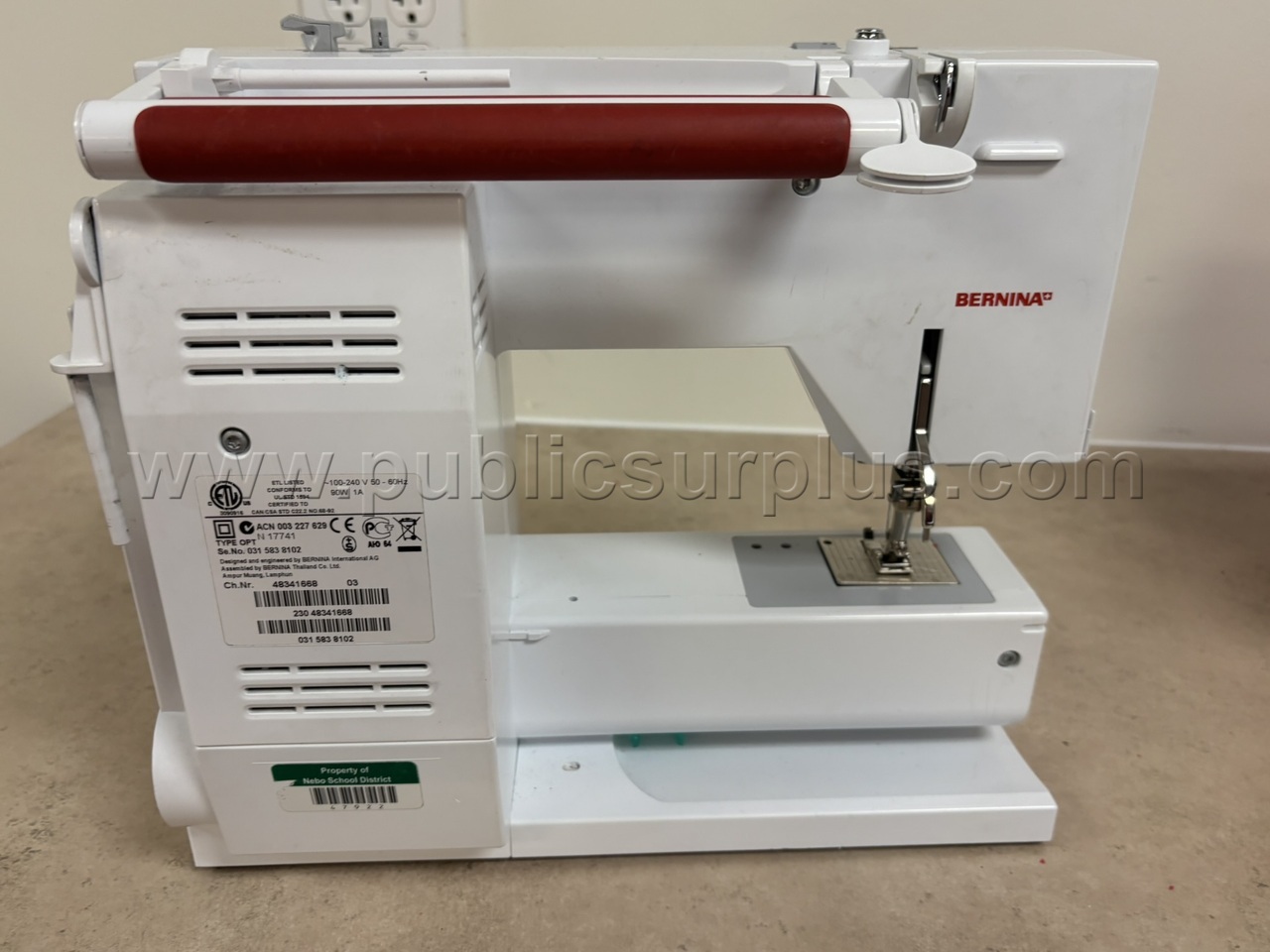Bernina Sewing Machine - photo 4