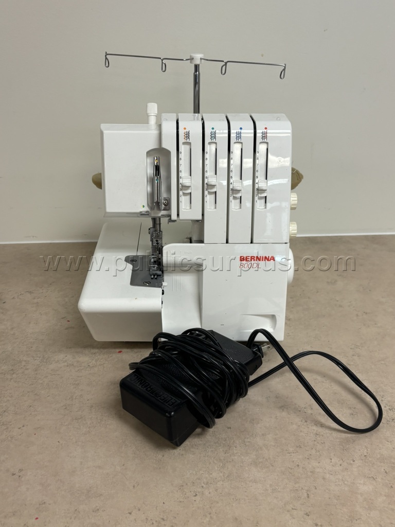 Bernina Serger - photo 2