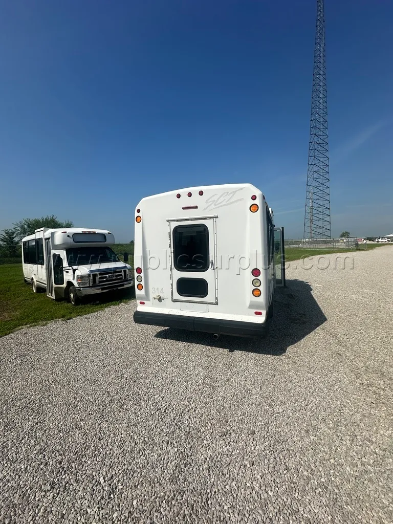 2008 Ford E-450 - 314 - photo 4