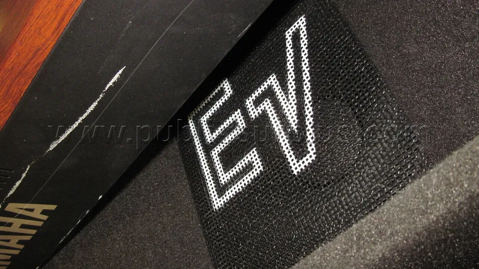 Keyboard with accessories - photo 5