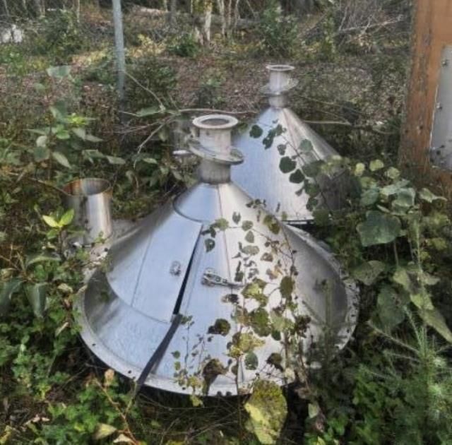 Lot of 2 Degassing Columns (Located near Cold Lake)