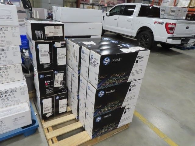 Lot of 27 New HP LASERJET 828A Toner Cartridges (V)