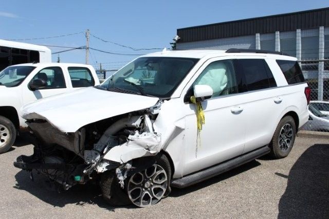 2024 Ford Expedition XLT (SALVAGE) VIN:1FMJU1J88REA50756 (P) - photo 1