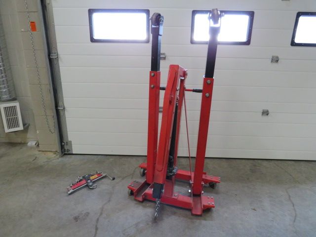 Black Jack 2 Ton Shop Crane (P) - photo 1