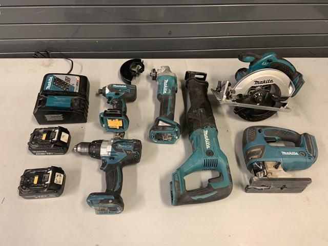 Makita Cordless Power Tool Kit One Lot A (OFF)