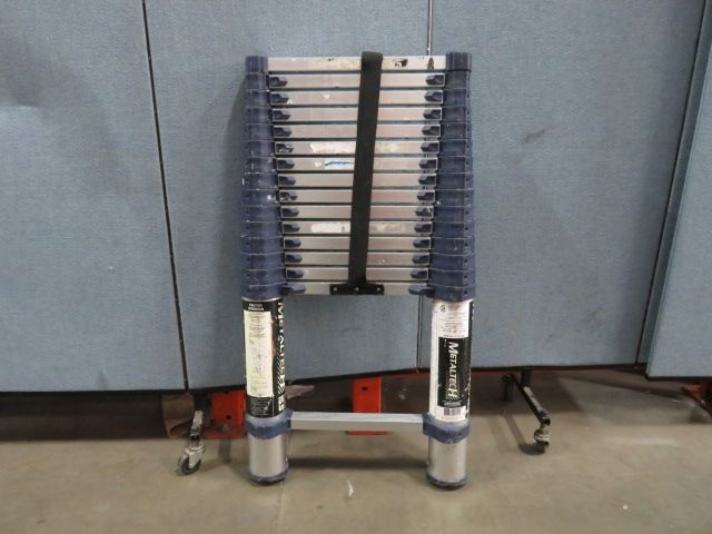Metaltech 15.5 Ft. Telescopic Ladder (S)