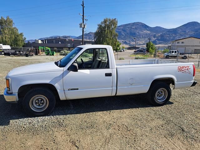 1998 Chevrolet 1500 VIN:1GCEC14W5WZ171493 #44 (OFF)