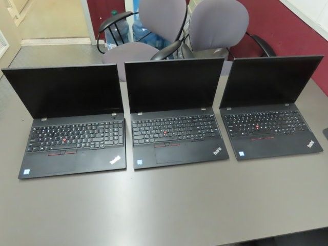 Lot Of 3 Lenovo Thinkpad T580 Laptops (P)