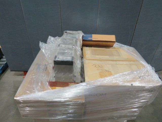 Various Communication Equipment � 1 Lot (S)