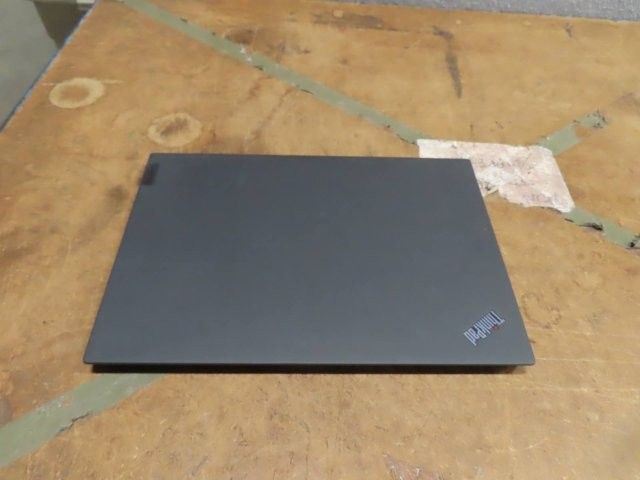 Lenovo ThinkPad T14s Gen 2 Laptop (V)