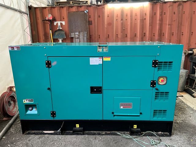Cummins 3-Phase Stand Alone Generator (OFF)