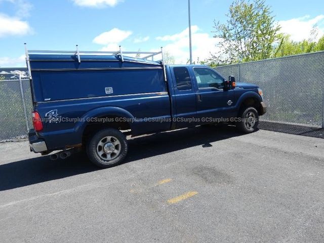 2015 Ford F-250 SD XL SuperCab 4WD (240,392 km)
